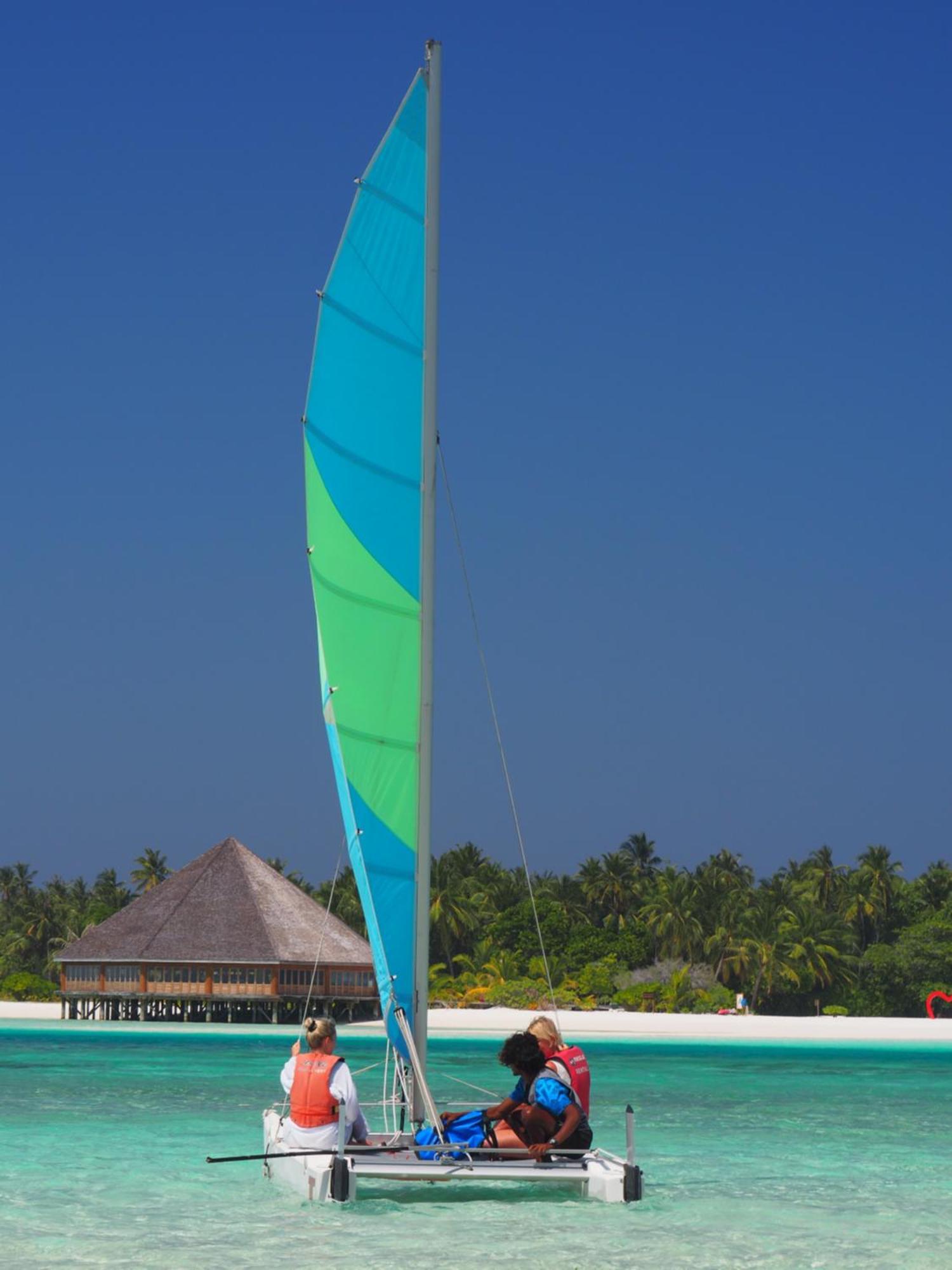 Hotel Club Kaafu Maldives Dhiffushi Exterior foto